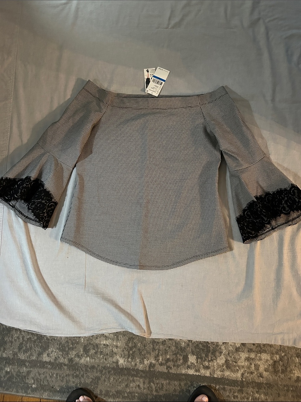 Karen Kane Off-Shoulder Black & White Herringbone Top with Black Lace Trim NWT
